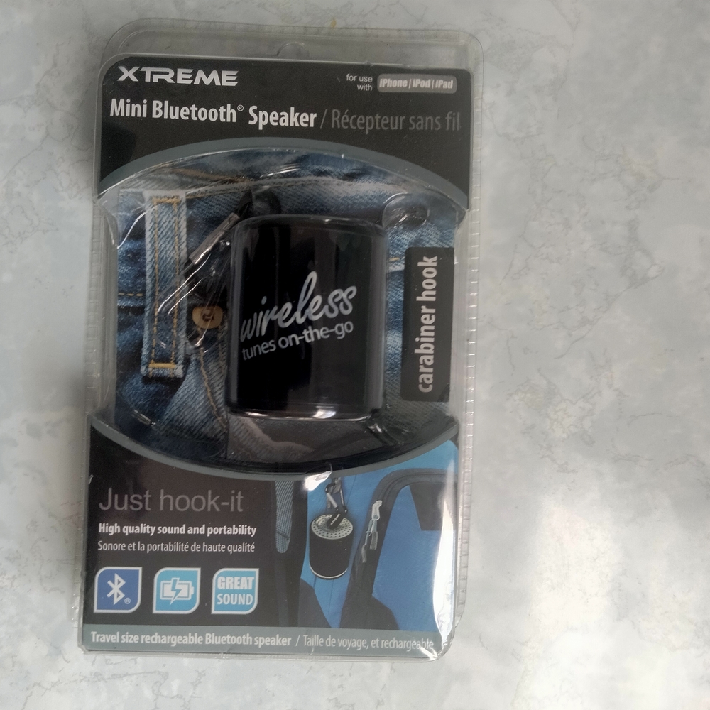 Black Wireless Bluetooth Speaker